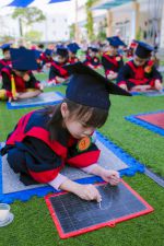 Hội thi "Rung chuông vàng"