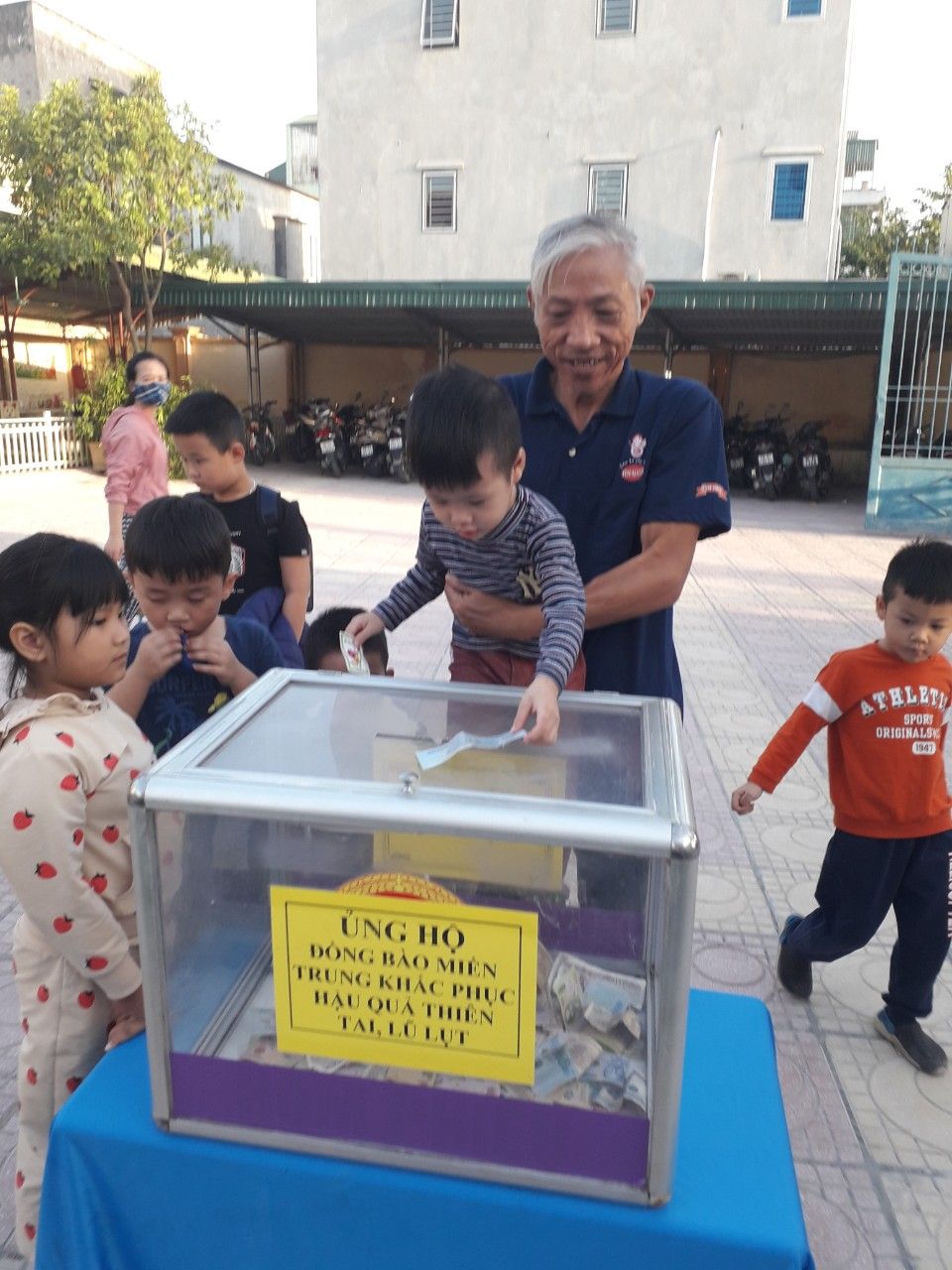 z2165060415665 4e7a9b58aea949d826dcdcb62c018c0c